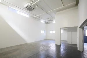 目黒川沿いにある1階路面アパレル展示会場