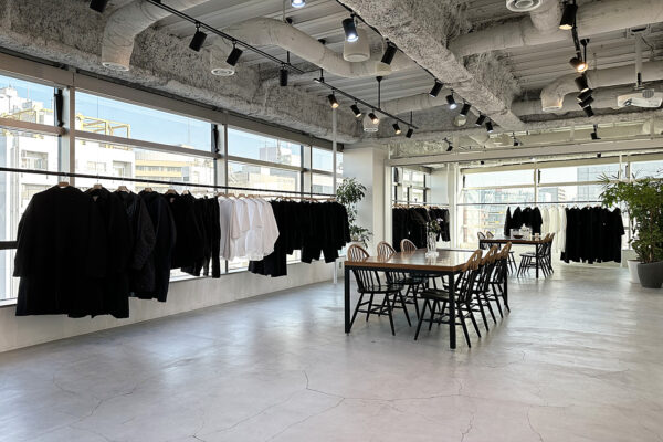 IMG 7300 アパレル展示昼の様子遠景