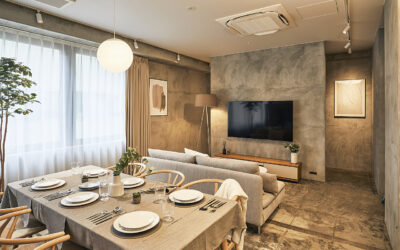 ダイニングからリビングを見た様子