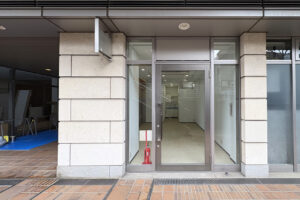 代官山アドレス内のミニマムアパレル展示会場