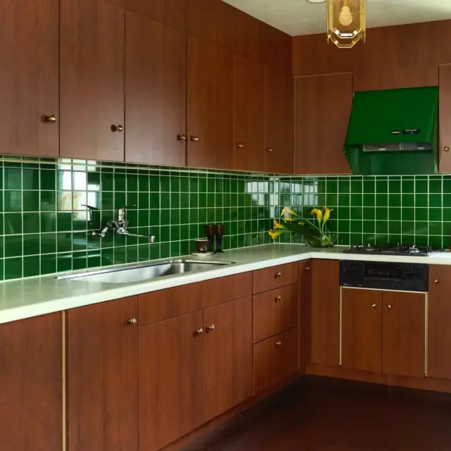 🎯ロケーションハンティング™️

◆等々力 / 尾山台◆
レトロな異国情緒溢れるハウススタジオ。

東京都世田谷区。閑静なエリアに位置する2階建てハウススタジオのご案内です。
多彩な空間構成、そしてメイクルームとフィッティングルーム完備という環境を活かしての撮影利用や動画撮影利用にオススメの会場です。

https://locationhunting.jp/46711

【📍等々力駅 15分 / ◻️ 110㎡ / ¥24,200/h/🆔 46711】

📙【会場掲載募集中】
会場の掲載ご相談はこちら。掲載無料、上質な会場だけを扱う会場予約サービスです
https://locationhunting.jp/join

📗【会場無料提案サービス】
会場お探しの方へ、即日会場提案。提案サービスご利用無料です
https://locationhunting.jp/suggest

📘【撮影】
独自の視点で厳選された人気オススメ会場一覧ページです。
https://locationhunting.jp/category/types/photo_studio